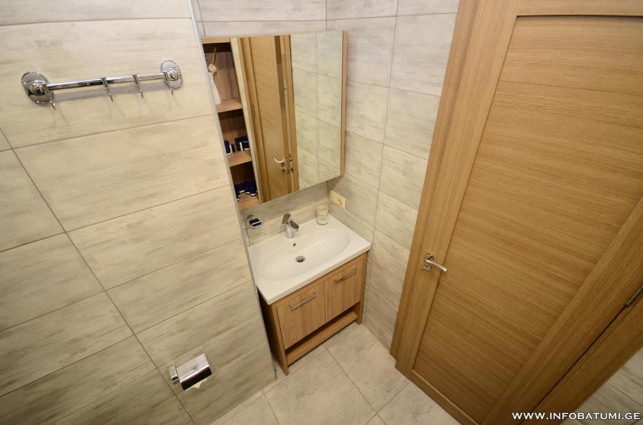 West Apartments Batumi Exterior foto